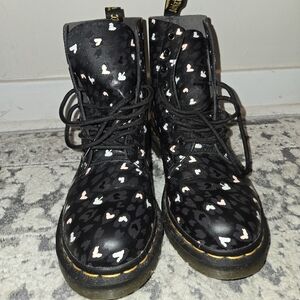 Dr Martens 1460 Pascal Leather Wild Heart Printed Lace UP Boots